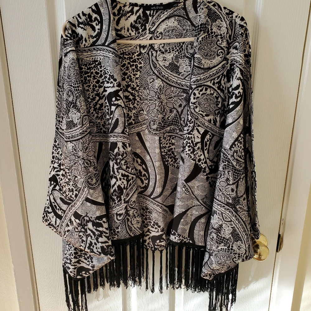 Patterned Cover Up s. L